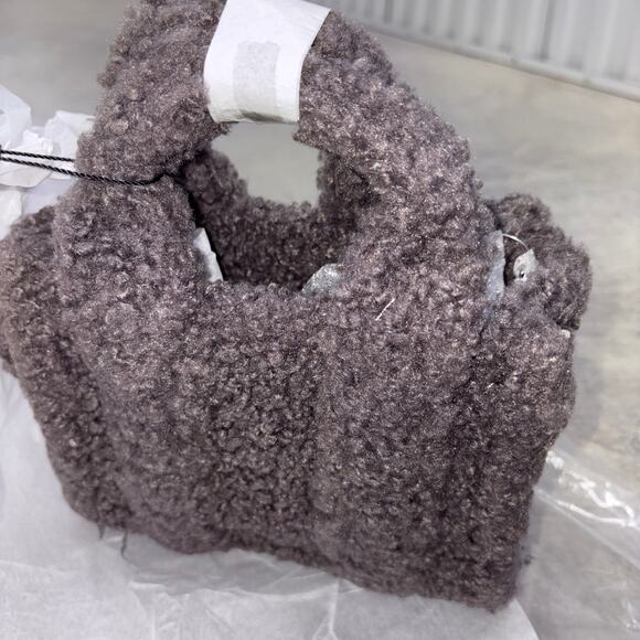 Marc Jacobs Women's The Teddy Small Tote Grey New Sealed Rare - Picture 9 of 12